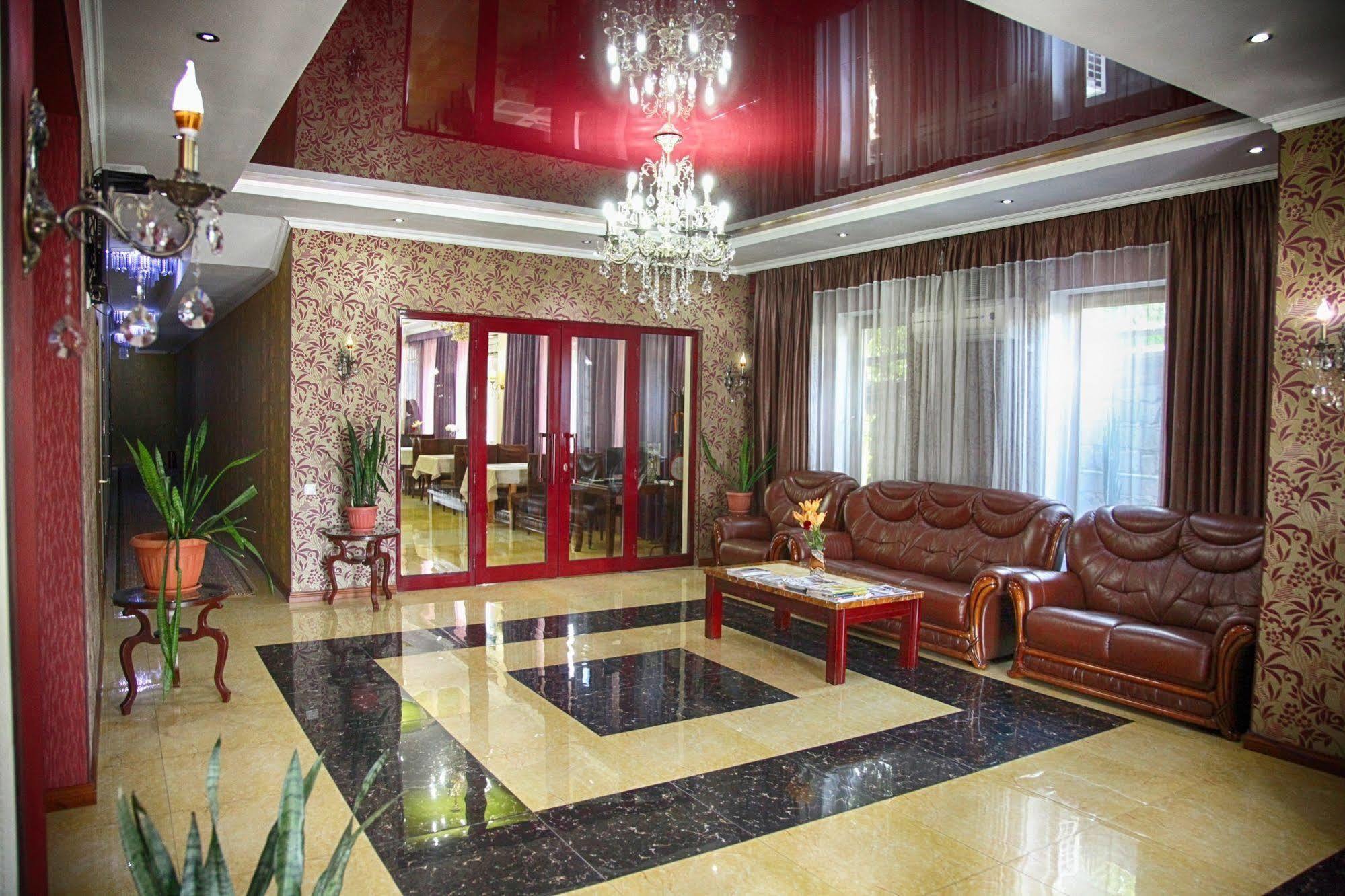 Voyage Hotel Bishkek Exterior foto